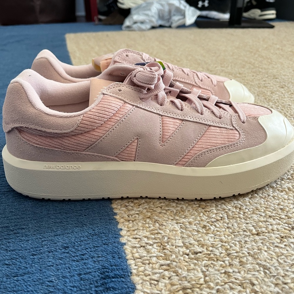 New Balance Mens CT302 Sneakers